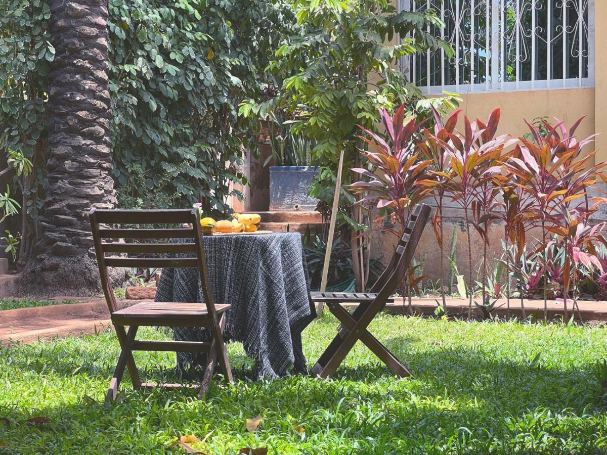 Casa Cacheu Homestay Guest House Bissau Exterior photo