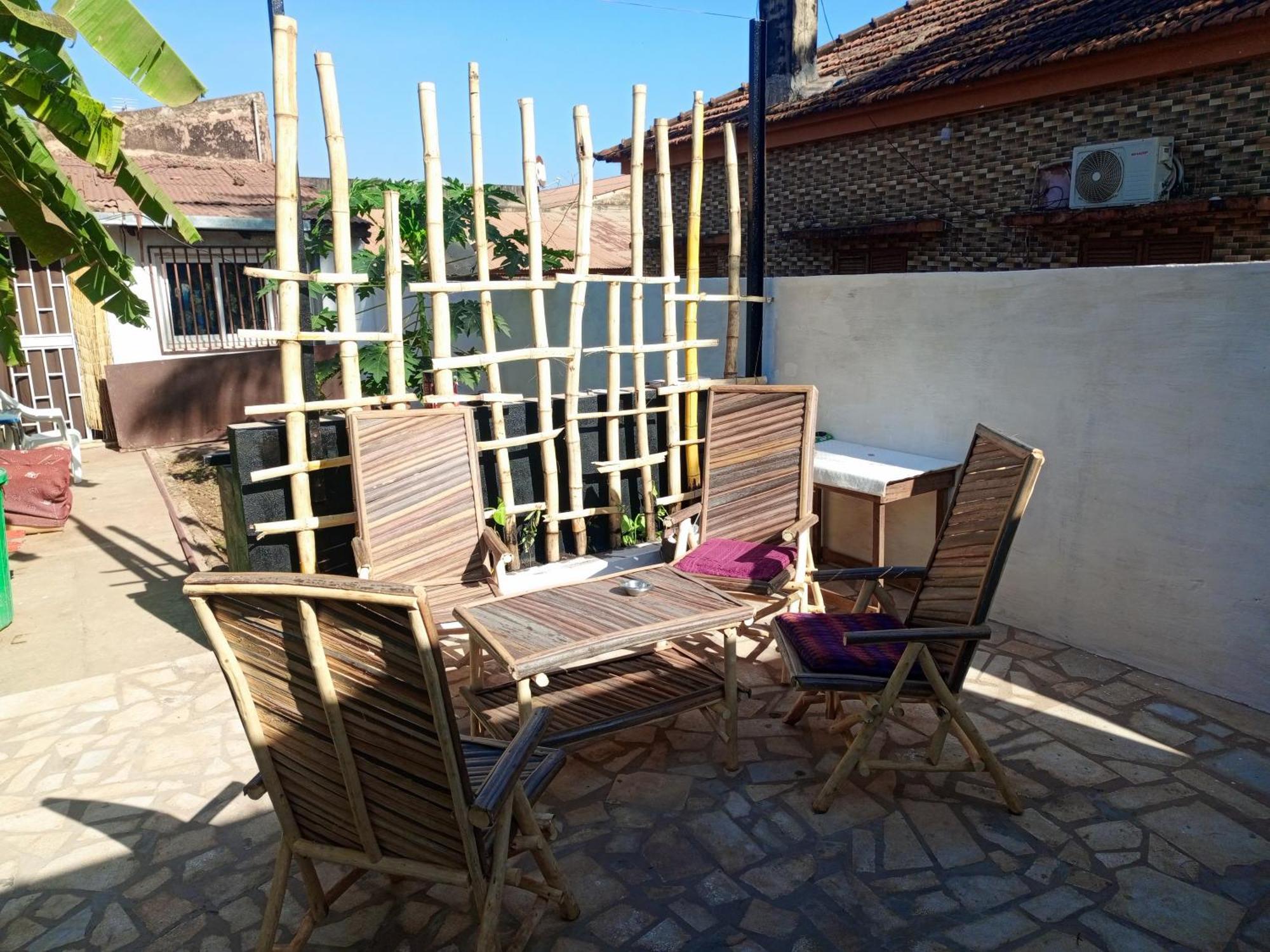 Casa Cacheu Homestay Guest House Bissau Exterior photo