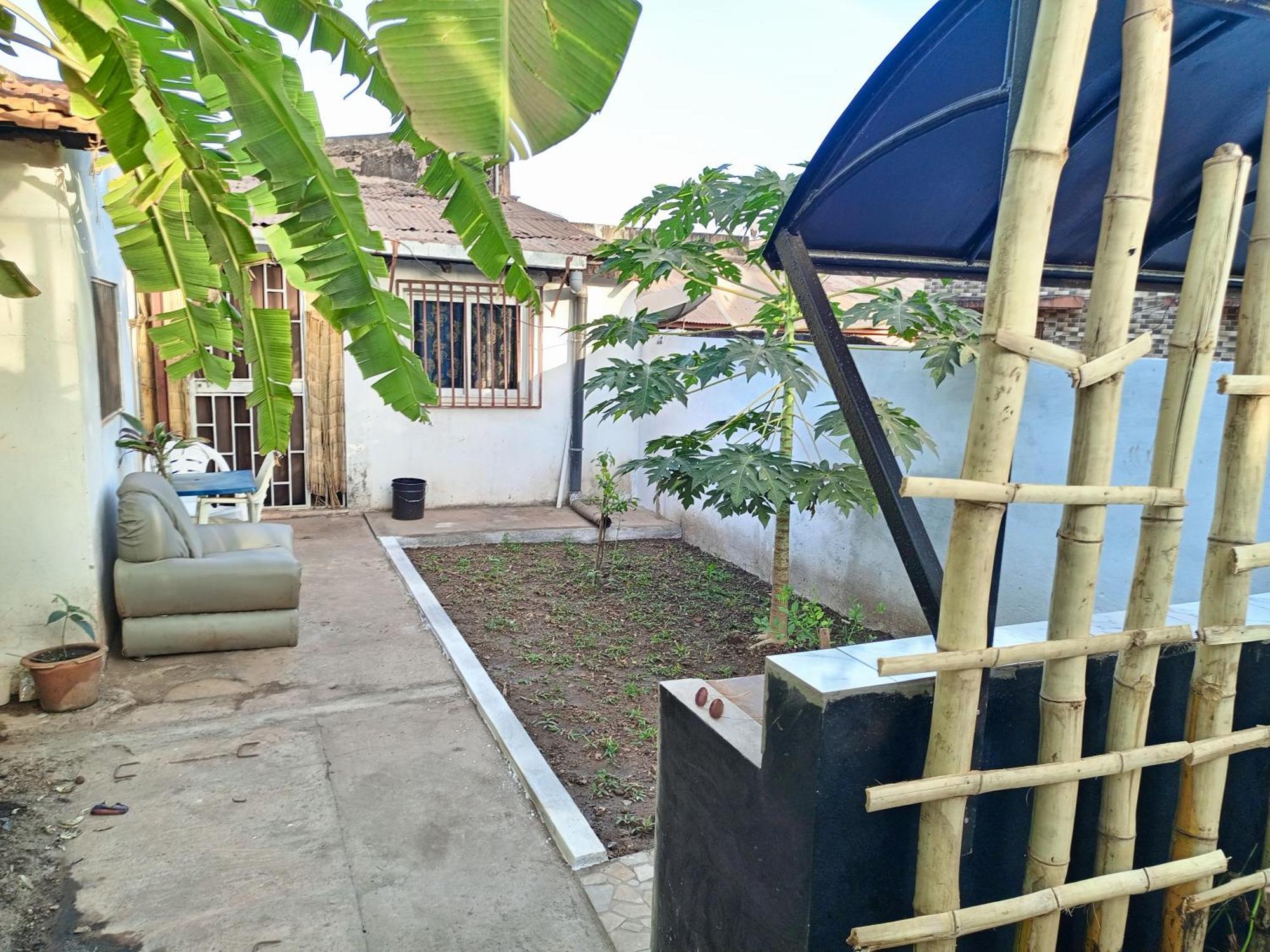 Casa Cacheu Homestay Guest House Bissau Exterior photo